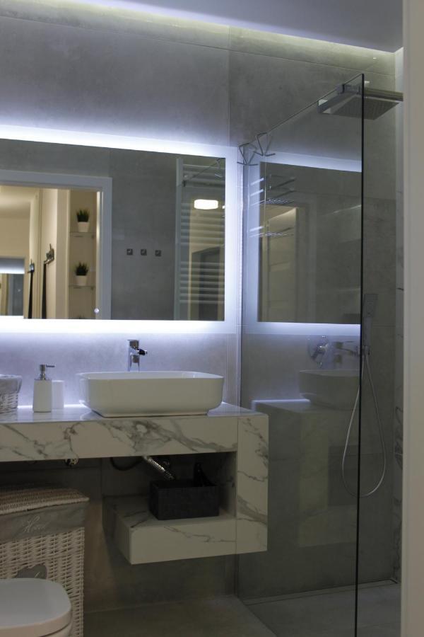 Apartament Wroclaw Centrum Galeria Magnolia ภายนอก รูปภาพ