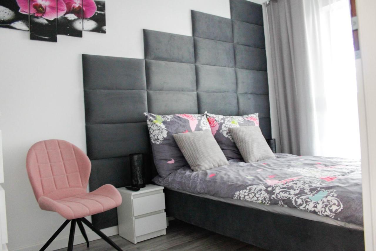 Apartament Wroclaw Centrum Galeria Magnolia ภายนอก รูปภาพ