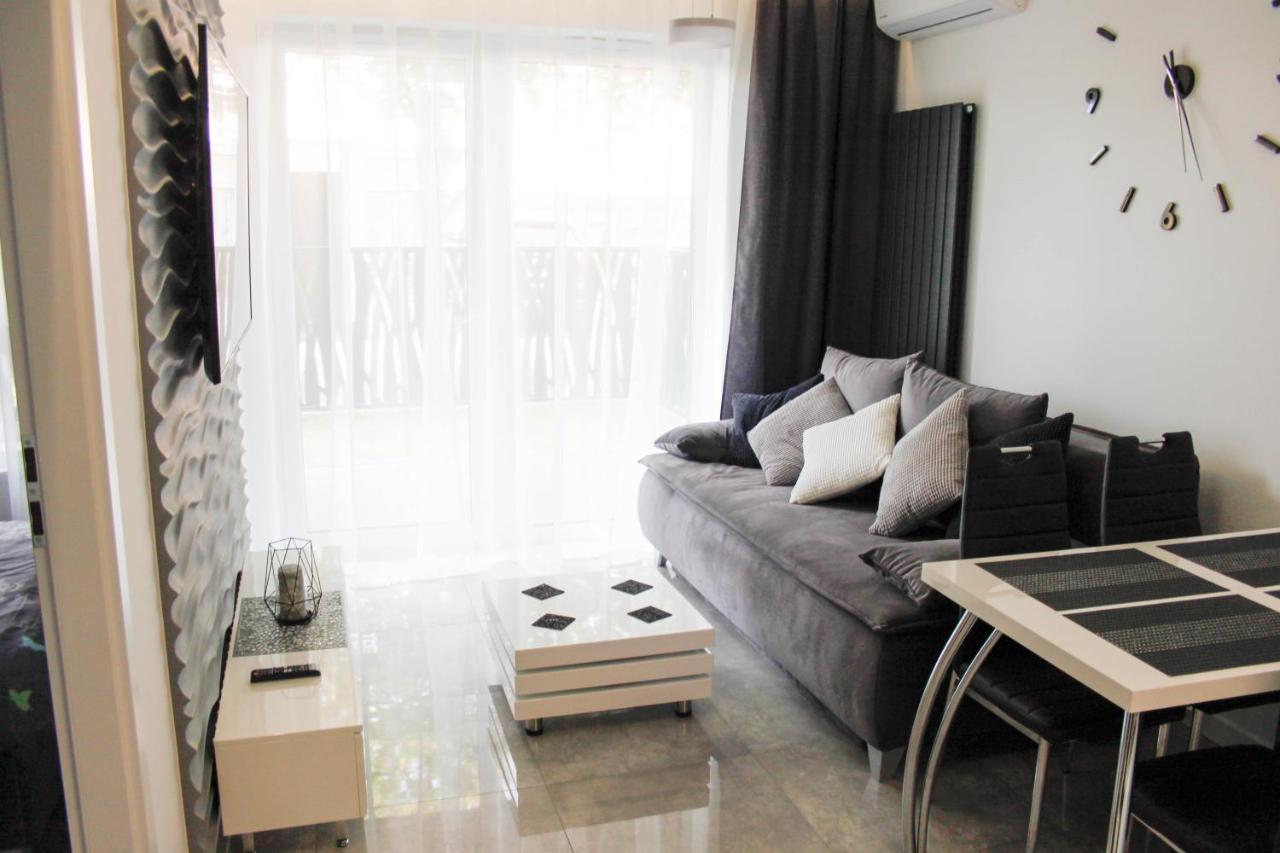 Apartament Wroclaw Centrum Galeria Magnolia ภายนอก รูปภาพ